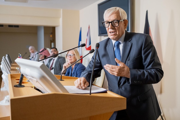 Kto obecnie pełni funkcję ministra pracy i polityki społecznej?